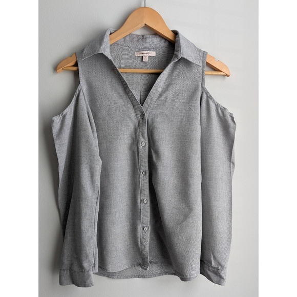 Skies are Blue Gray Cold Shoulder Button Down Top - Picture 1 of 13